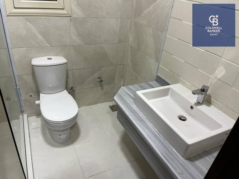 11 efe38e14-1bd8-4a02-b928-731040531c4b. jpeg