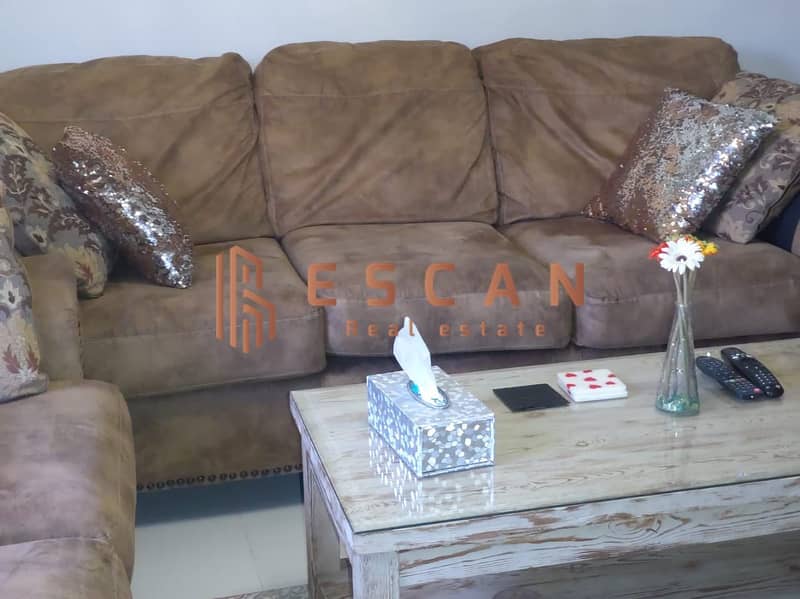 8 U551341 (11). jpeg