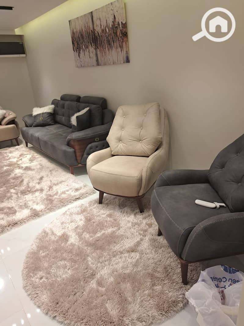 3 6b32ad08-e627-4e9a-b231-d65a9fe86085. jpg