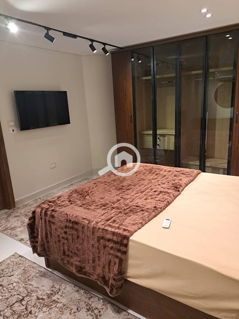 7 26f416bc-b122-4733-8866-993e31677d57. jpg