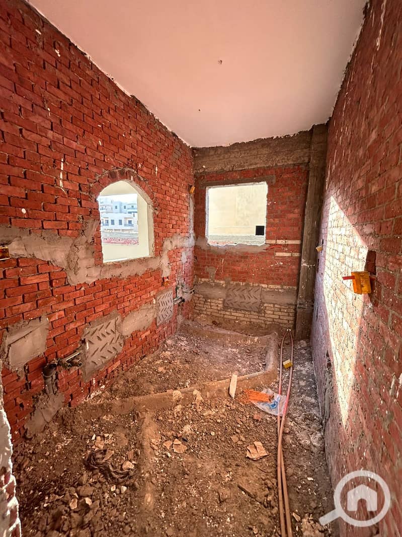 6 WhatsApp Image 2025-10-28 at 5.37. 28 PM (3). jpeg