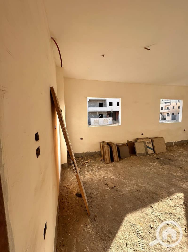 11 WhatsApp Image 2025-10-28 at 5.37. 28 PM. jpeg