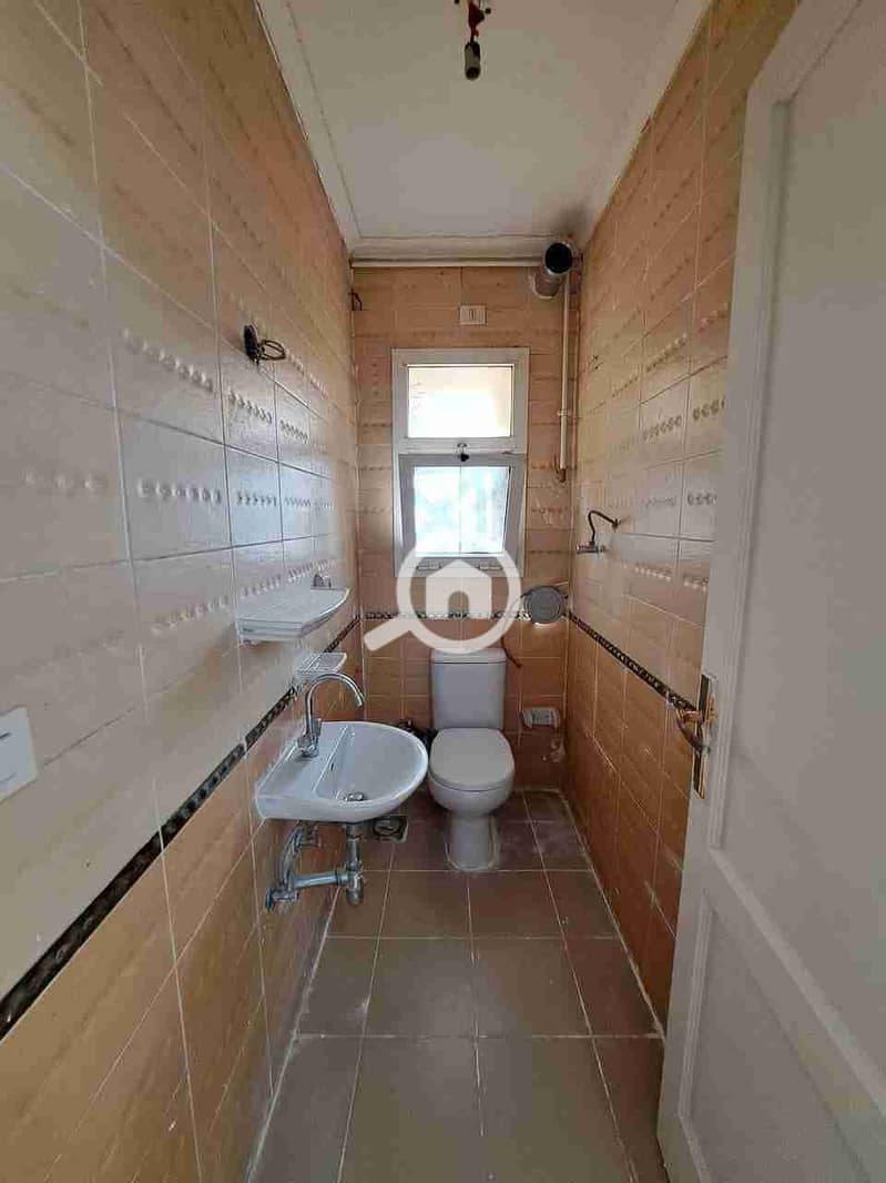 4 FB_IMG_1682904928946. jpg