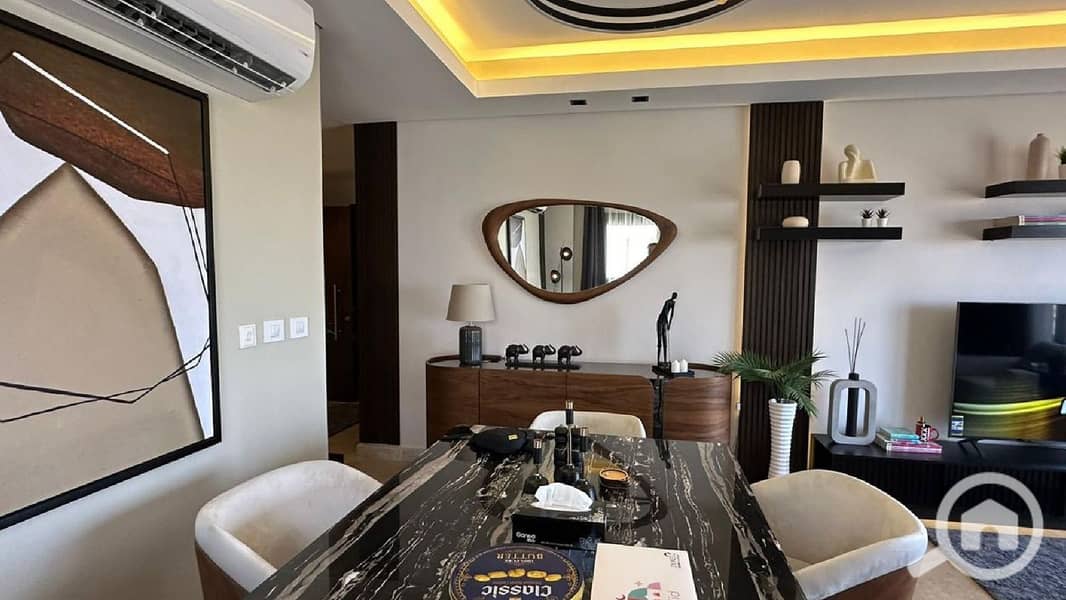 4 WhatsApp Image 2025-10-21 at 17.20. 42_80608748. jpg