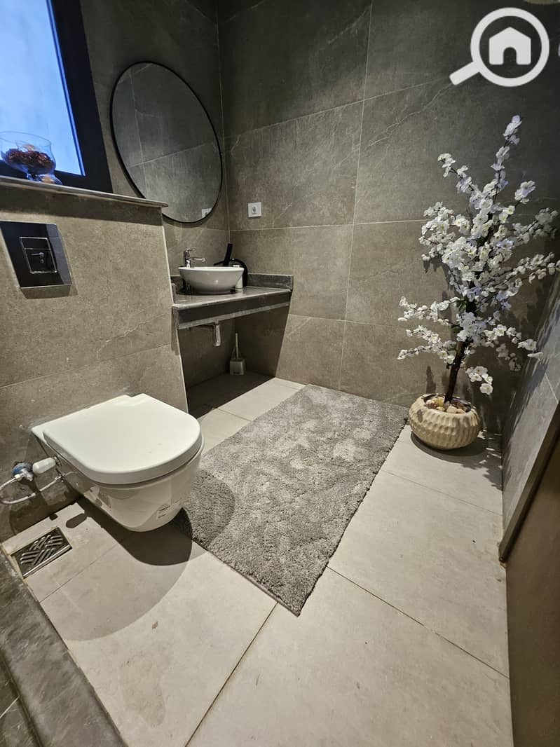 6 WhatsApp Image 2025-10-21 at 18.55. 29_7dd153c6. jpg