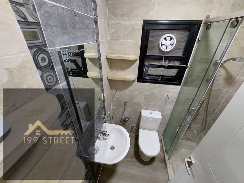 5 WhatsApp Image 2025-10-12 at 12.27. 05. jpeg