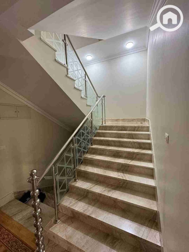 6 FB_IMG_1761660595087. jpg