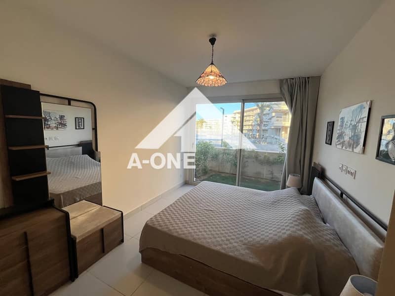 4 4575b558-70bd-4800-a300-37abfc6e9aea. jpeg