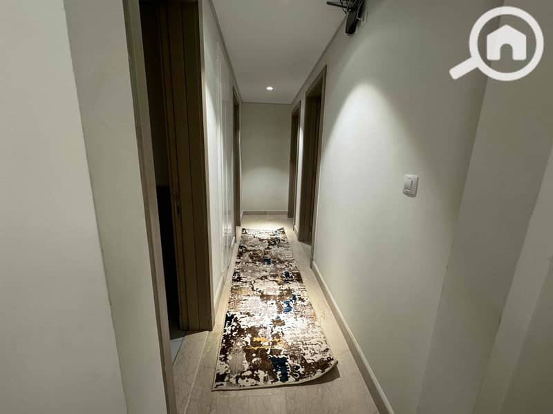 7 369174f5-bf08-4c08-aa16-43bc7d7a1437. jpg