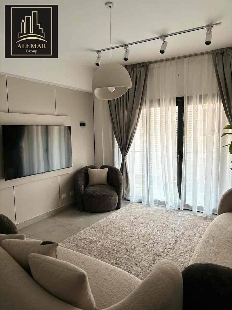 2 5703ca60-ddee-4217-a446-f9c74143086e. jpg