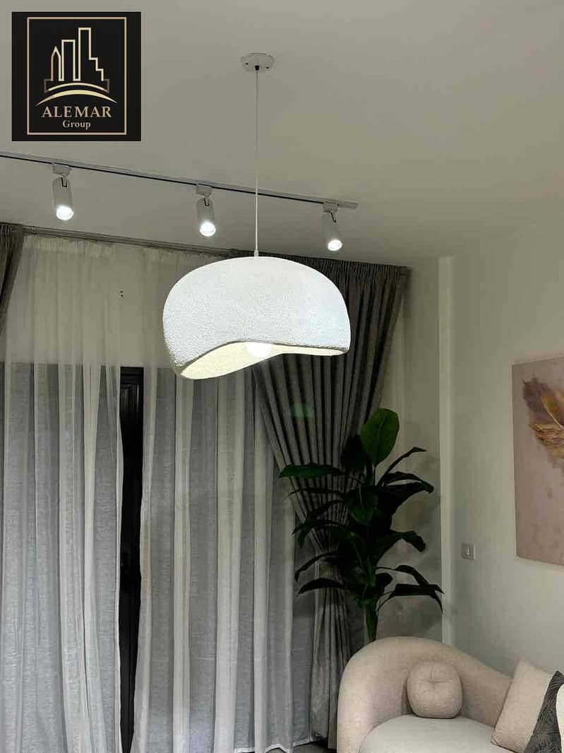 5 b506e43f-bcc5-473e-a924-768e495c4731. jpg