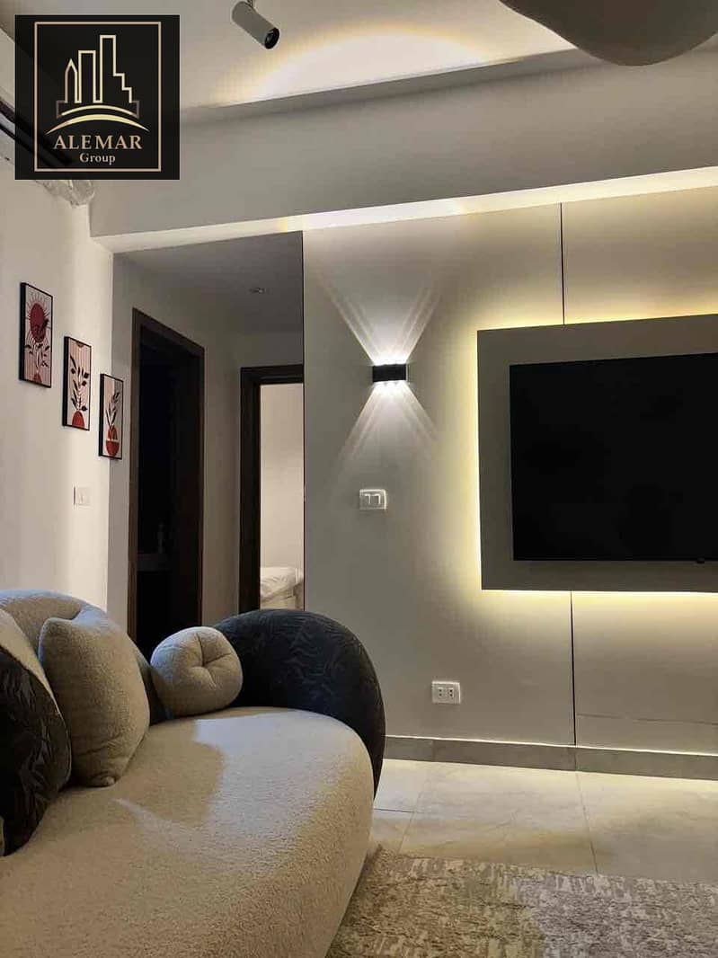 10 6265eeac-35cc-4ea7-a47c-00fa43ed1f93. jpg