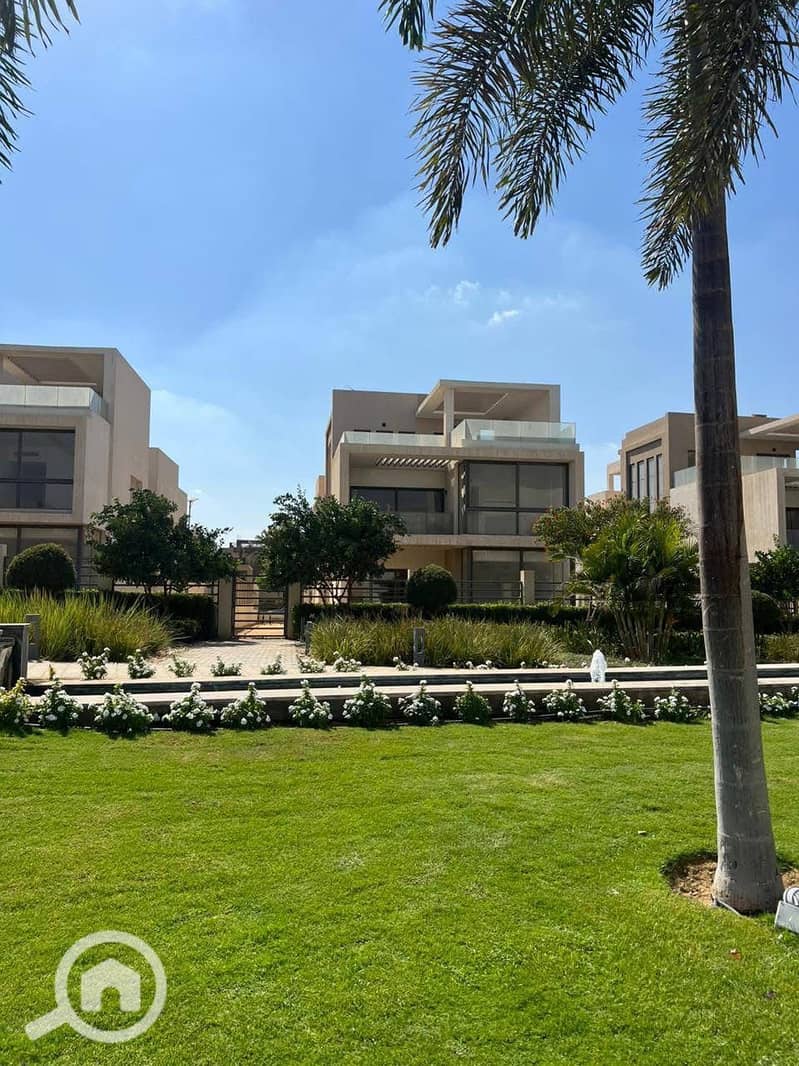 6 4fafa800-9d5e-441f-8a2d-8de155d14263. jpg