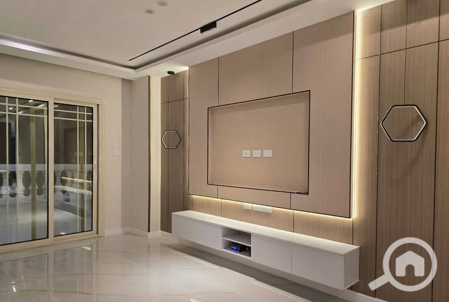 6 c28c97b3-1027-4332-b56f-f22d0e9fe26d. jpg