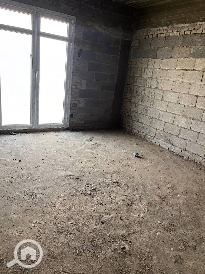 7 WhatsApp Image 2025-10-27 at 4.24. 40 PM (1). jpeg