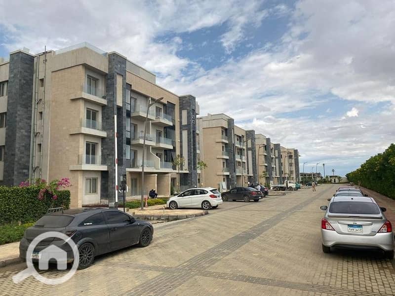 8 286230125_5112637652186882_5731838287226417374_n. jpg