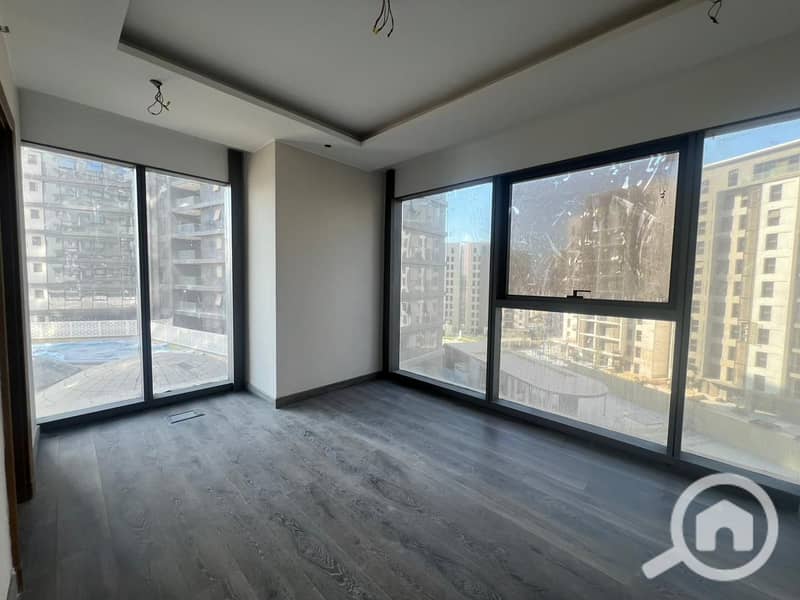 2 WhatsApp Image 2025-10-25 at 15.53. 15_92ab5923. jpg