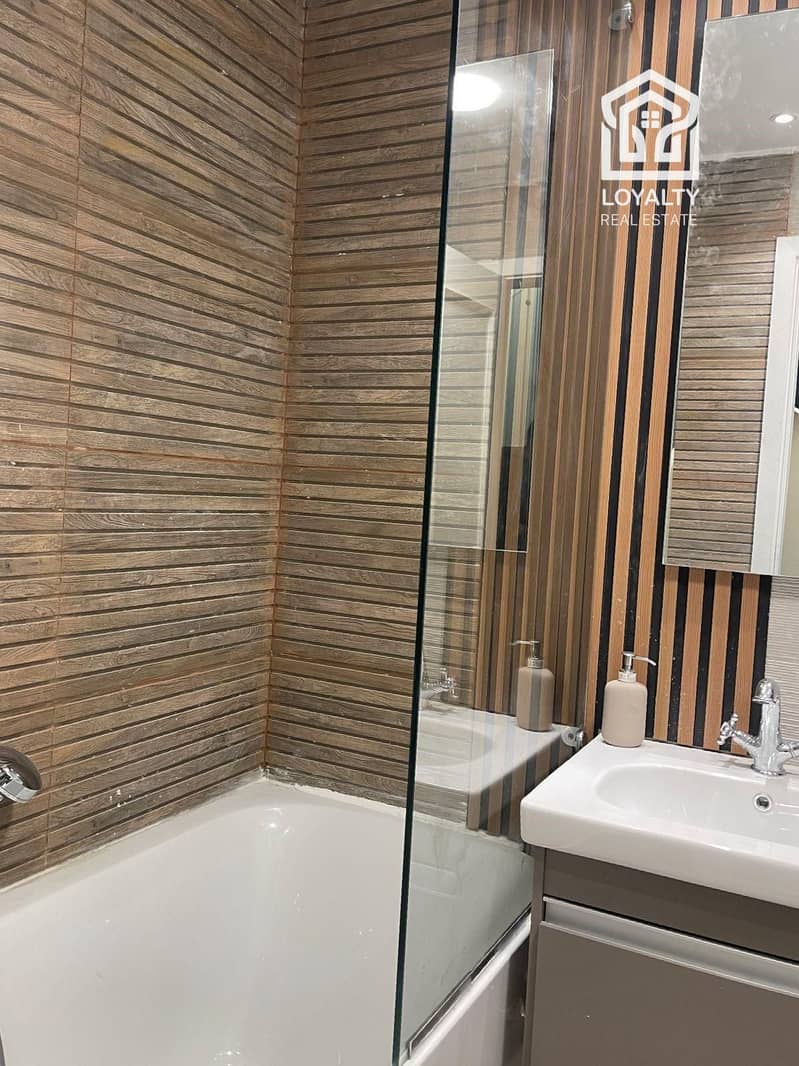 12 WhatsApp Image 2025-10-27 at 18.02. 58. jpeg