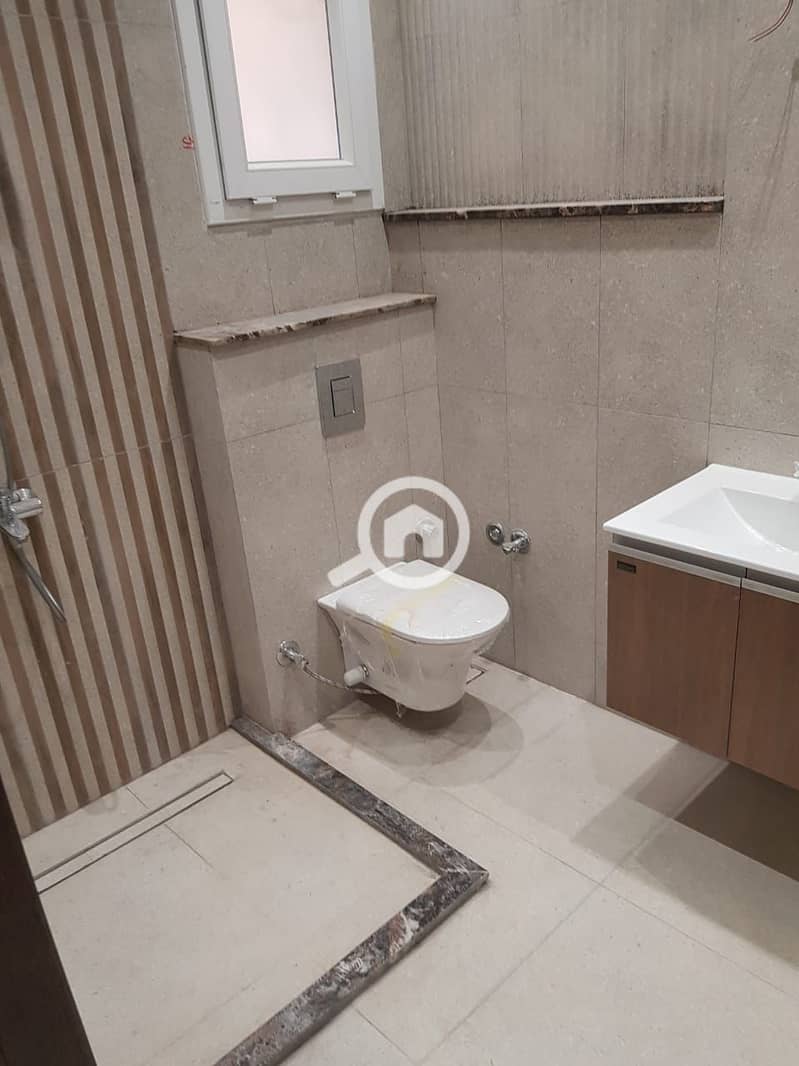 7 WhatsApp Image 2025-10-28 at 19.40. 38_1e20903a. jpg