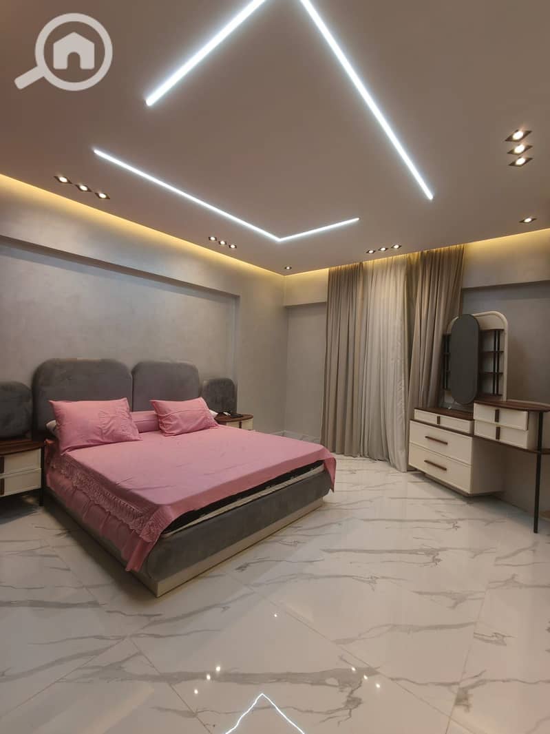 7 5ebc4f8d-f9cf-4c12-9e0c-e98ffc5371fc. jpg