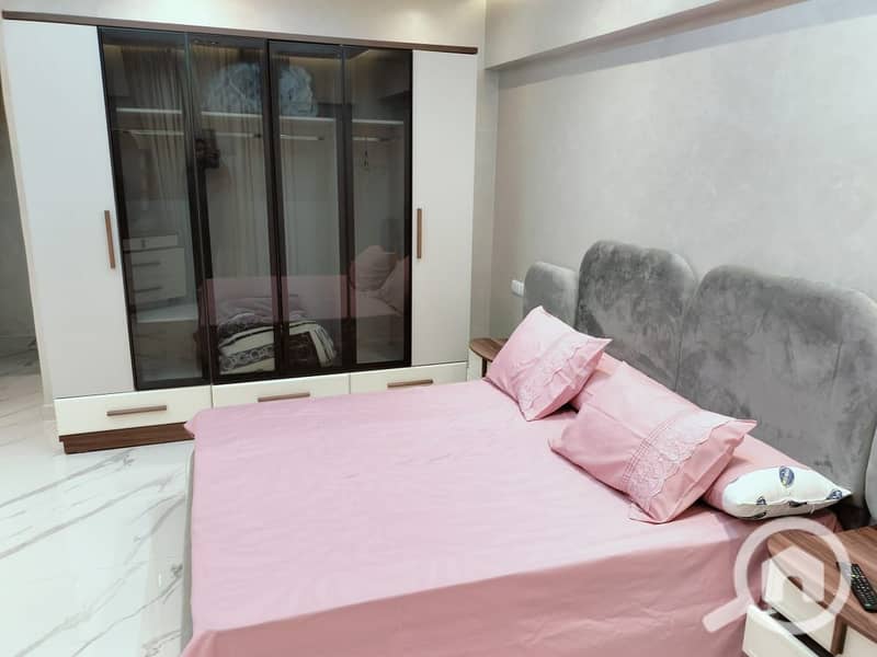 9 fff9ebea-48d5-4ca0-954b-26cdbe17f966. jpg