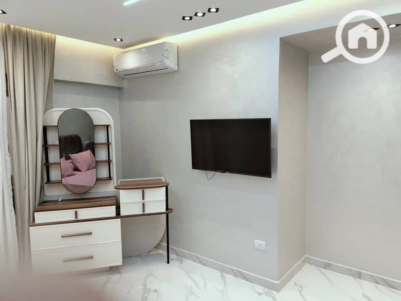 10 81f79b44-9beb-4649-9306-d83a4c6e4b6d. jpg