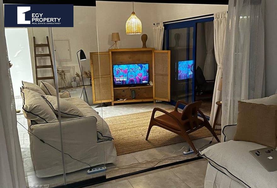 4 ad8e7434-246f-40f9-a06c-7fdc81e9b730. jpg