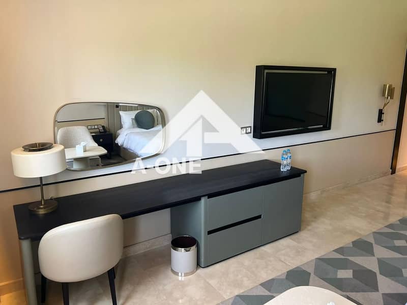 7 64458710-4764-4976-a305-0c7a50564b46. jpeg