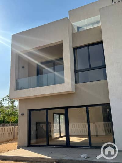 4 Bedroom Twin House for Sale in Shorouk City, Cairo - photo_2025-07-14_23-18-41. jpg