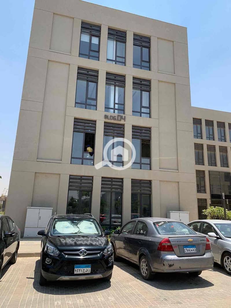 13 7e5c15a7-b647-49ed-8ccc-f314d61c6cb4. jpg