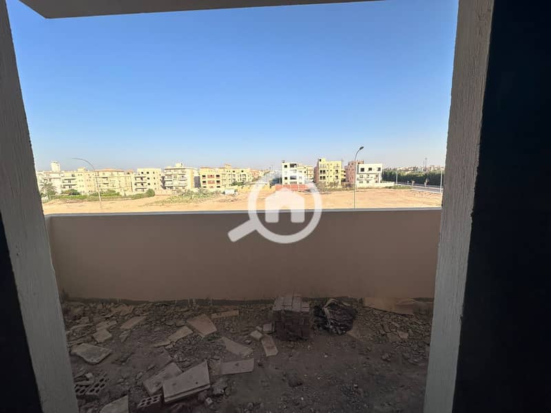 7 PHOTO-2025-09-27-13-14-17 4. jpg