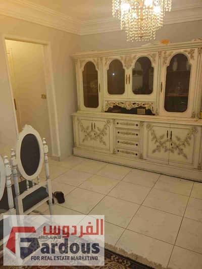 شقة 2 غرفة نوم للايجار في سموحة، الإسكندرية - IMG-20250915-WA0005. jpg
