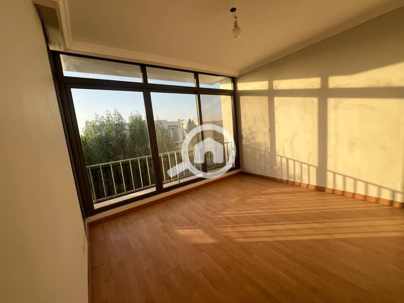 3 WhatsApp Image 2025-10-28 at 10.45. 10 AM (1). jpeg