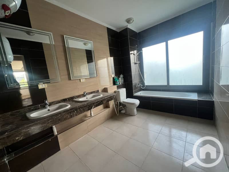 7 WhatsApp Image 2025-10-28 at 10.45. 11 AM (3). jpeg