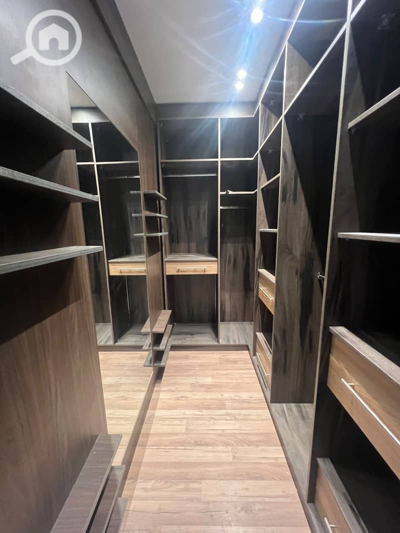 10 WhatsApp Image 2025-10-28 at 10.45. 12 AM (4). jpeg