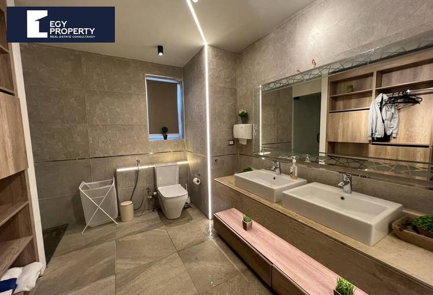 8 967b9245-a0b4-4a75-ad61-795d3fbd7bca. jpg