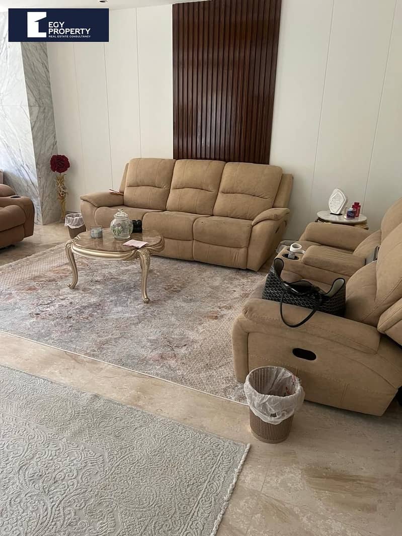 4 _files_WhatsApp Image 2025-10-28 at 4.05. 53 PM (1). jpeg