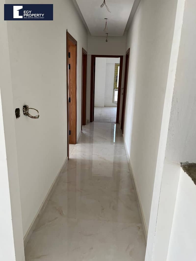 2 _files_WhatsApp Image 2025-03-25 at 21.45. 52_dbea2377. jpg