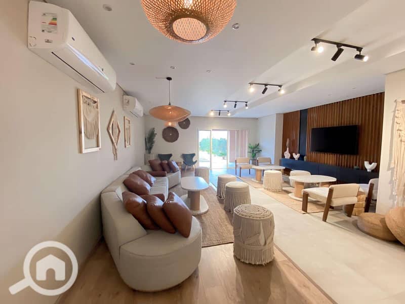 2 green square7. jpg