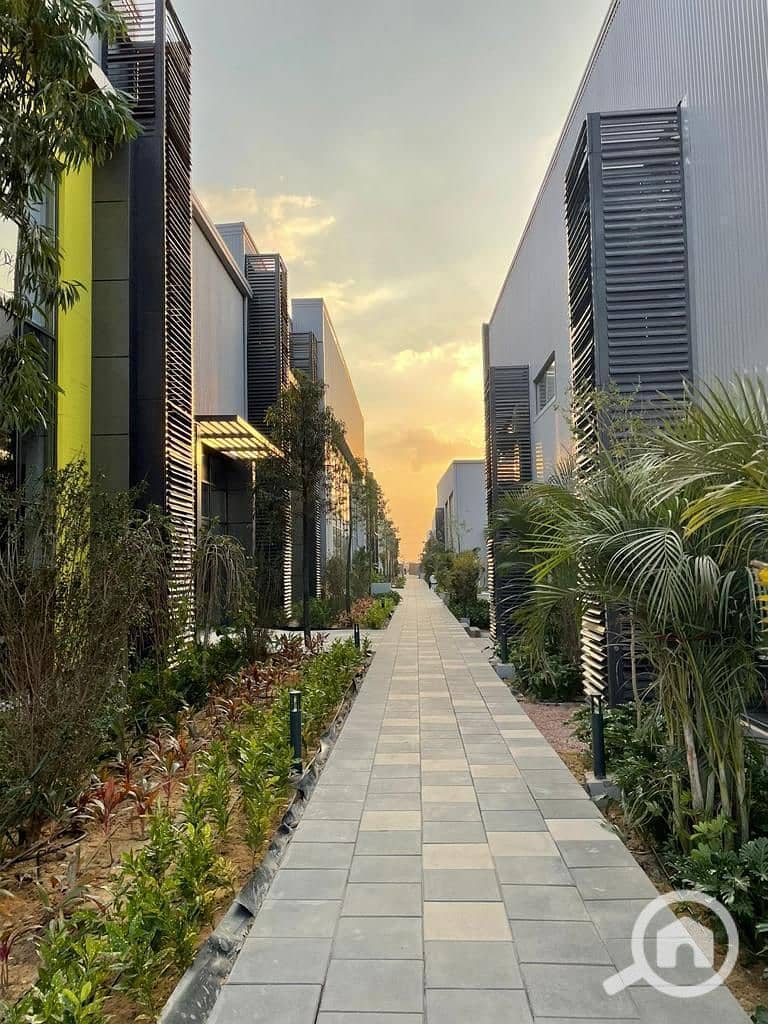 9 WhatsApp Image 2025-09-20 at 5.56. 11 PM (1). jpeg