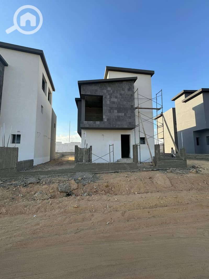 3 WhatsApp Image 2025-09-28 at 10.14. 35. jpeg