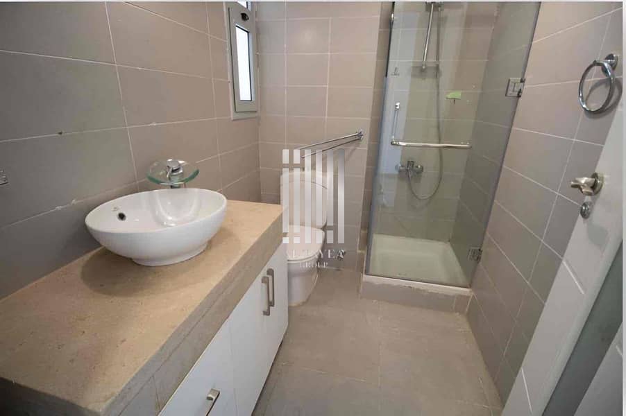 7 b3af8298-3f1c-445c-8791-5bb768ebd7a9. jpg