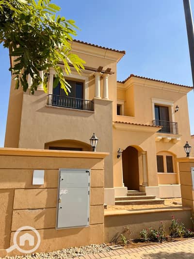 تاون هاوس 4 غرف نوم للبيع في القاهرة الجديدة، القاهرة - 3538acd9-218b-4071-ad35-574bccdee2fc. jpg تاون هاوس 4 غرف نوم للبيع في القاهرة الجديدة، القاهرة - 3538acd9-218b-4071-ad35-574bccdee2fc. jpg