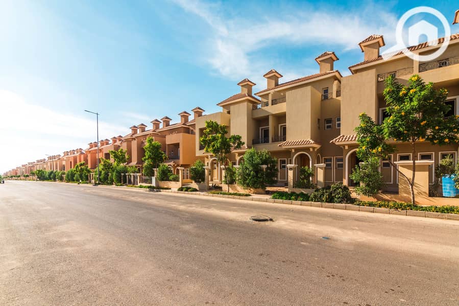 2 Nyoum-October-ADH-Porto-17-scaled. jpg