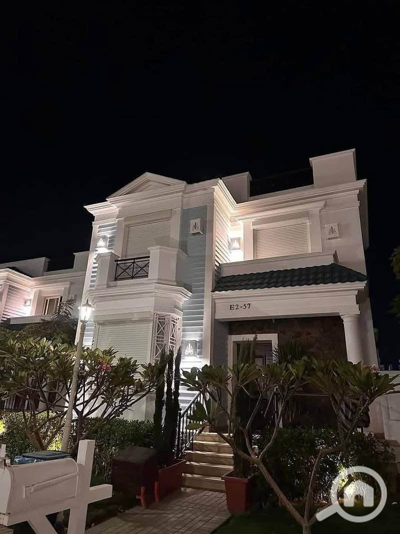 12 82d12d41-6f69-4a9a-ad6f-cdc10b22ad9e. jpeg