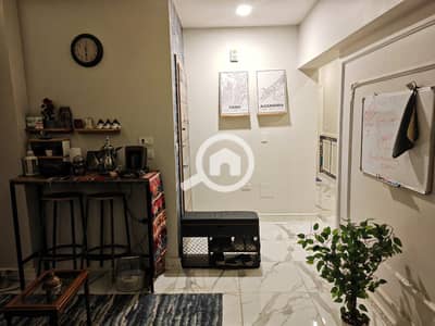 3 Bedroom Flat for Sale in New Cairo, Cairo - WhatsApp Image 2025-08-31 at 14.44. 35_3e17520f. jpg 3 Bedroom Flat for Sale in New Cairo, Cairo - WhatsApp Image 2025-08-31 at 14.44. 35_3e17520f. jpg