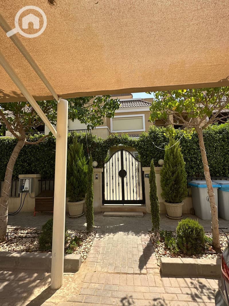 13 0678bb7c-443d-436c-9ced-3f93406511dd. jpeg