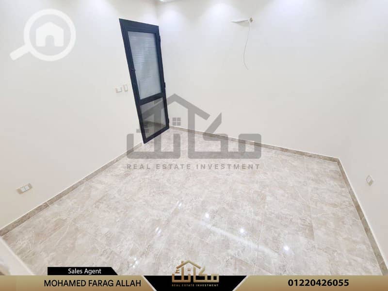 6 253253db-a26a-40ac-9fb9-1a0da4f662a4. jpg