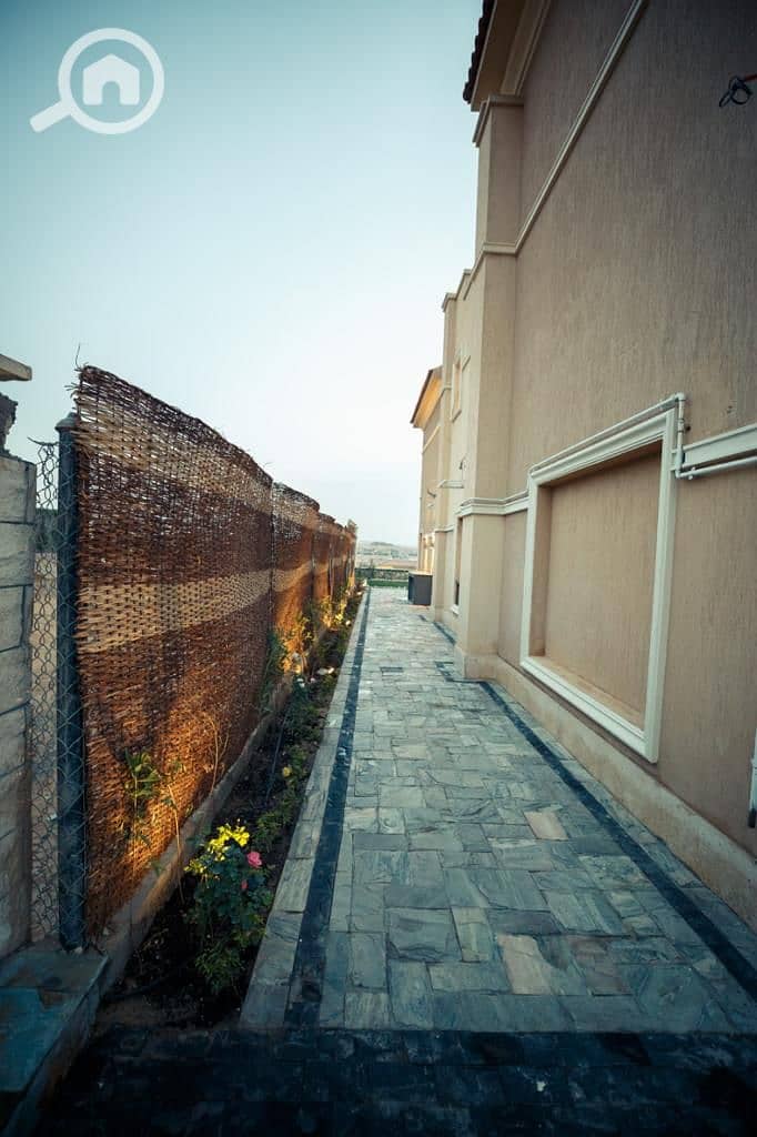 14 WhatsApp Image 2025-10-28 at 10.04. 16 PM (1). jpeg