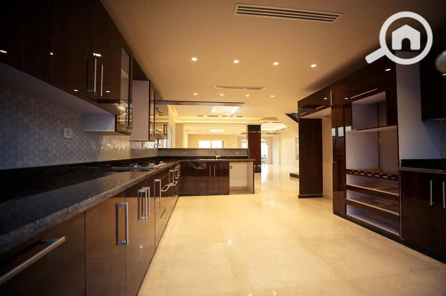 23 WhatsApp Image 2025-10-28 at 10.04. 11 PM. jpeg